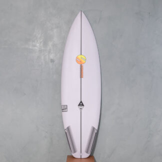 Trestles 5’10 x 19,25  x 2,49 x 30L em PU